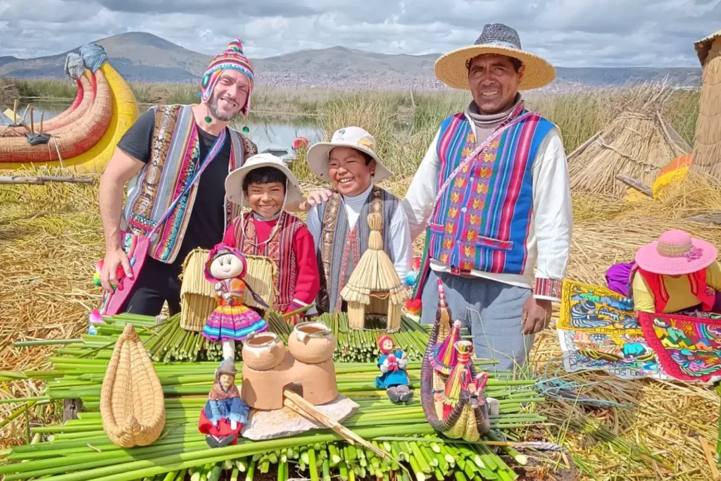 Experiência cultural de 2 dias: Uros, Amantani e Taquile com estadia
