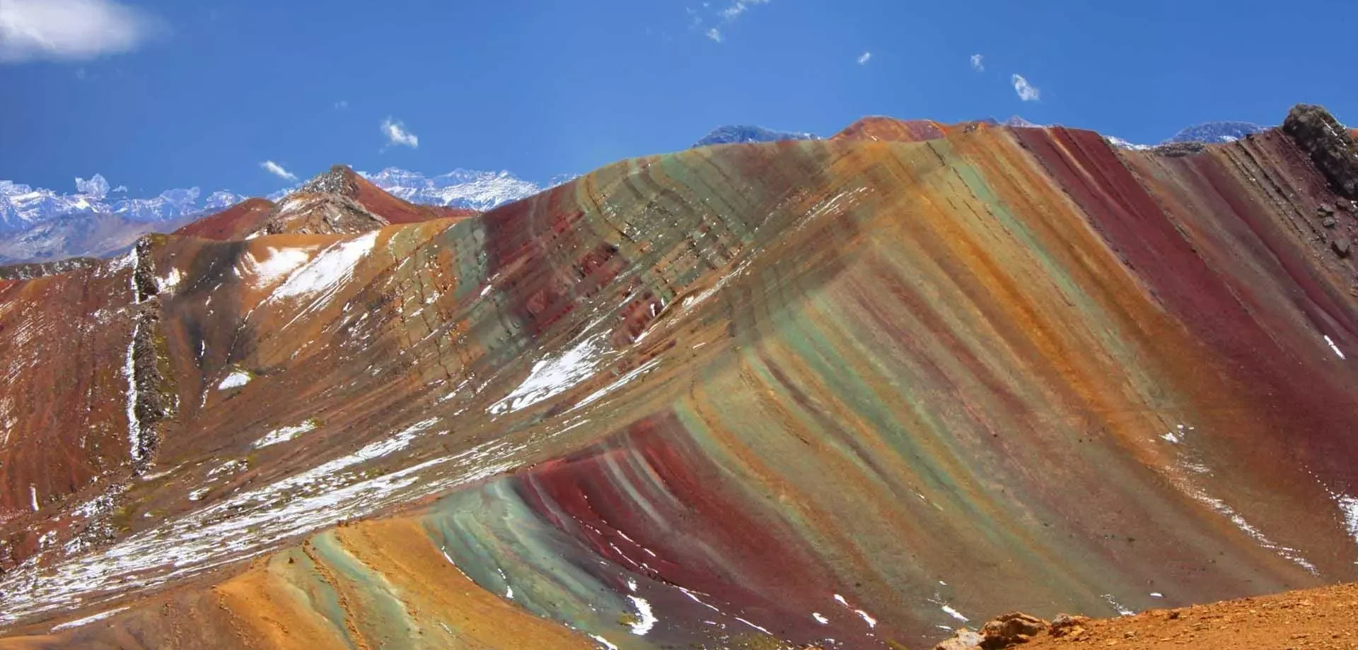 palcoyo-rainbow-mountain-012-01 (1)